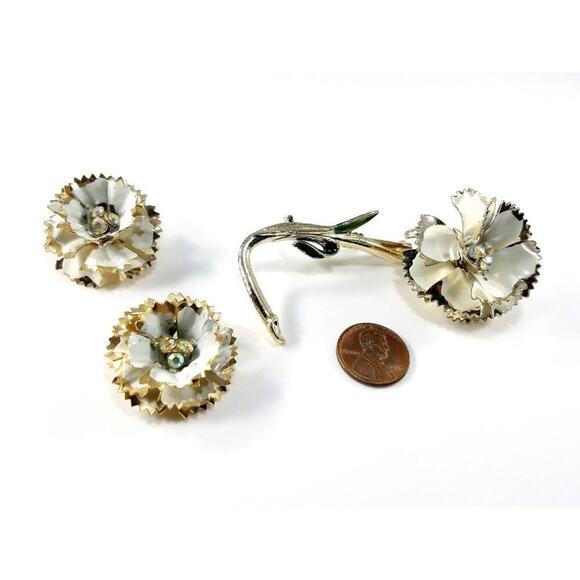 Vintage White Enamel Flower Brooch & Clip Earrings Set Gold Tone AB Rhinestones - Picture 7 of 10